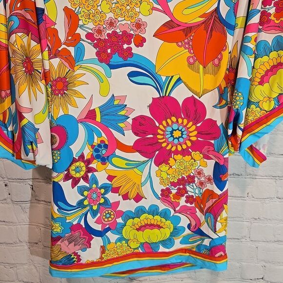 Trina Turk Fontaine Beach Tunic Cover Up NWT - Picture 10 of 11